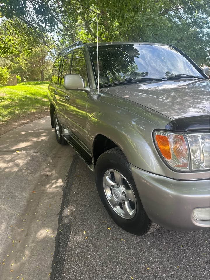 2001 Toyota Landcruiser · Sport Utility 4D in Fort Collins, CO (photo 3) — photo 3