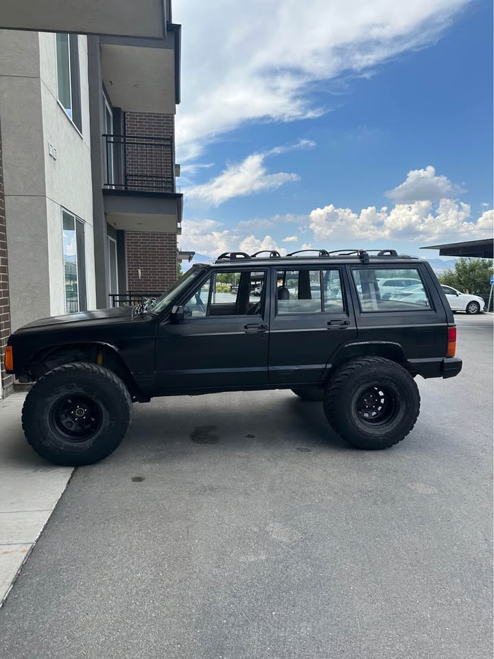 1996 Jeep Cherokee · Country Sport Utility 4D in Draper, UT (photo 3) — photo 3