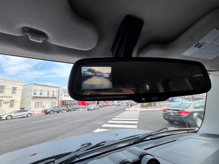 2010 Toyota FJ Cruiser in Clifton, NJ (photo 10) — photo 10