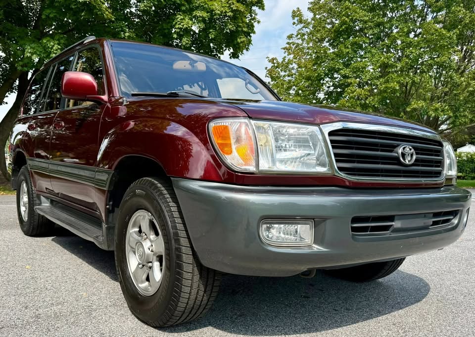 2001 Toyota Land Cruiser in Middletown, PA (photo 3) — photo 3