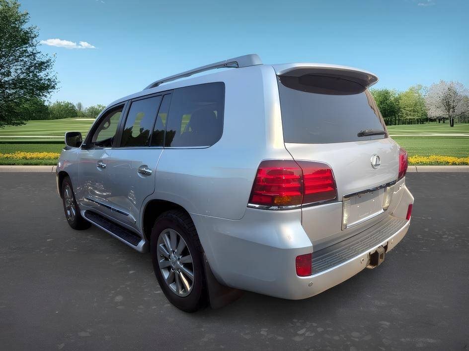 2011 Lexus LX 570 in Seattle, WA (photo 7) — photo 7