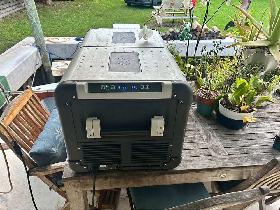 Dometic CFX 94 Liter dual zone cooler 120volt AC or 12/24volt Camping, boating, hurricane in Fort Lauderdale, FL (photo 7) — photo 7