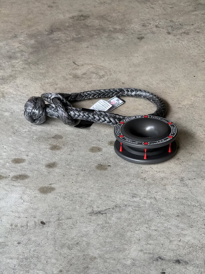 Factor 55 Soft Shackle and Pulley in South Jordan, UT (photo 2) — photo 2