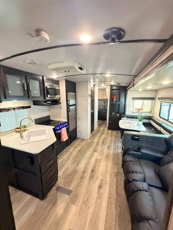 2019 Intech Legend RV 33 pies in San Antonio, TX (photo 6) — photo 6