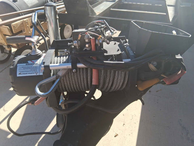 Smittybilt XRC 9.500 Winch — photo 3