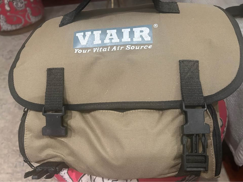 VIAIR 400P Portable Air Compressor (photo 2) — photo 2