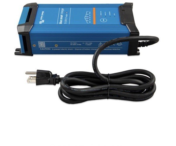 Victron Energy Blue Smart Ip22 Charger 12/30(3) 120v Nema 5 in Citrus Heights, California (photo 3) — photo 3