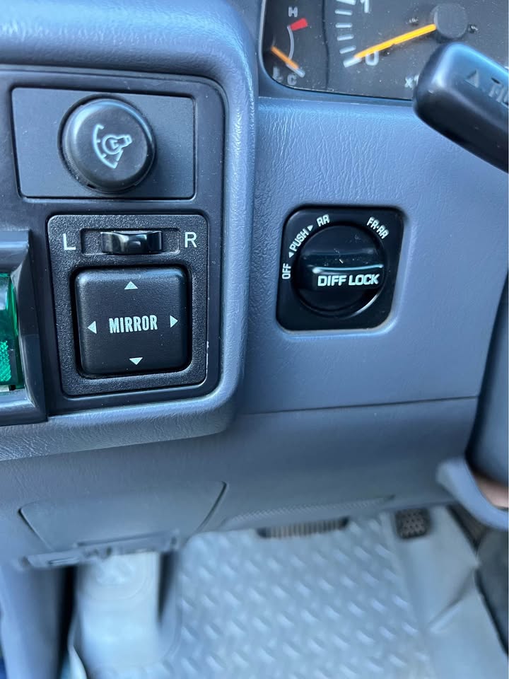 1996 Toyota Landcruiser · Sport Utility 4D in Larkspur, CO (photo 6) — photo 6