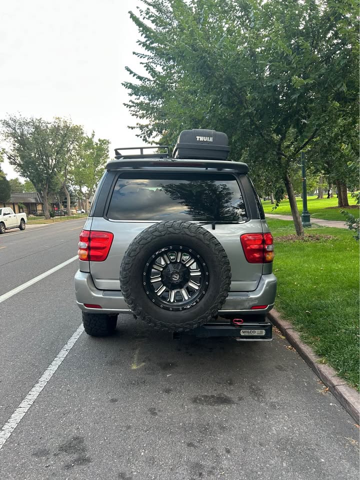 2001 Toyota Sequoia Limited 4x4 in Denver, CO (photo 6) — photo 6