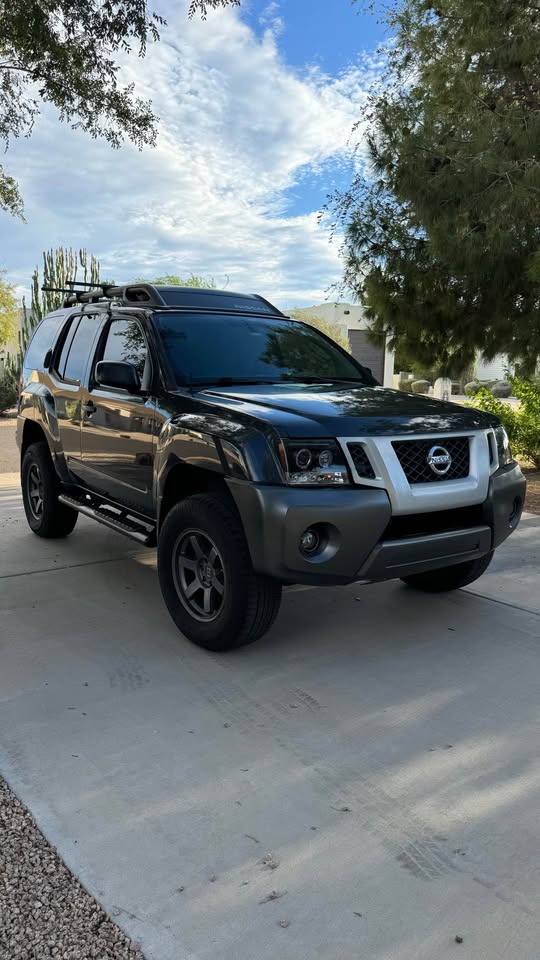 2010 Nissan Xterra · S Sport Utility 4D — photo 2
