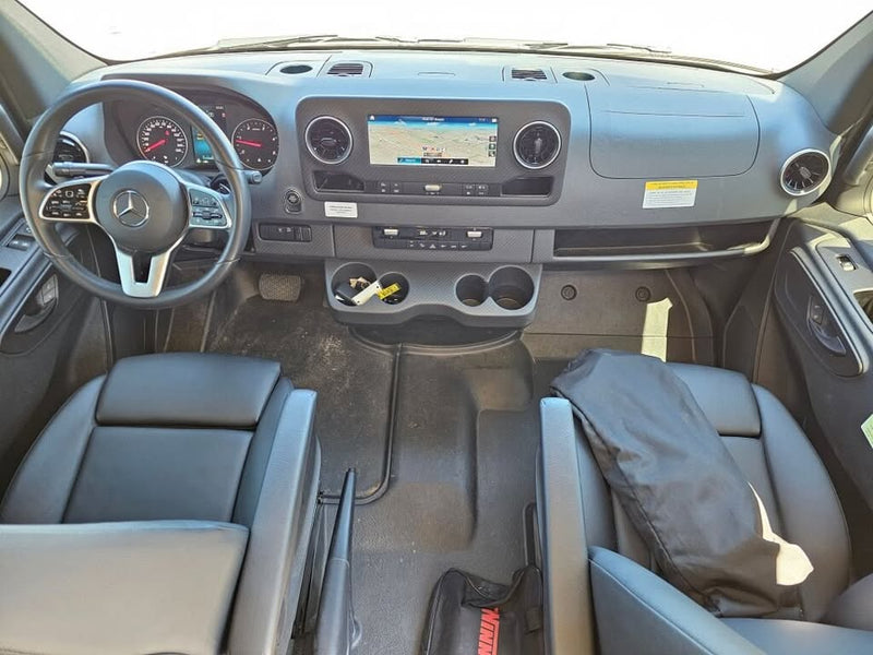 Used Class B Diesel - 2025 Winnebago Revel 44E LOTS OF UPGRADES in Kent, WA (photo 10) — photo 10