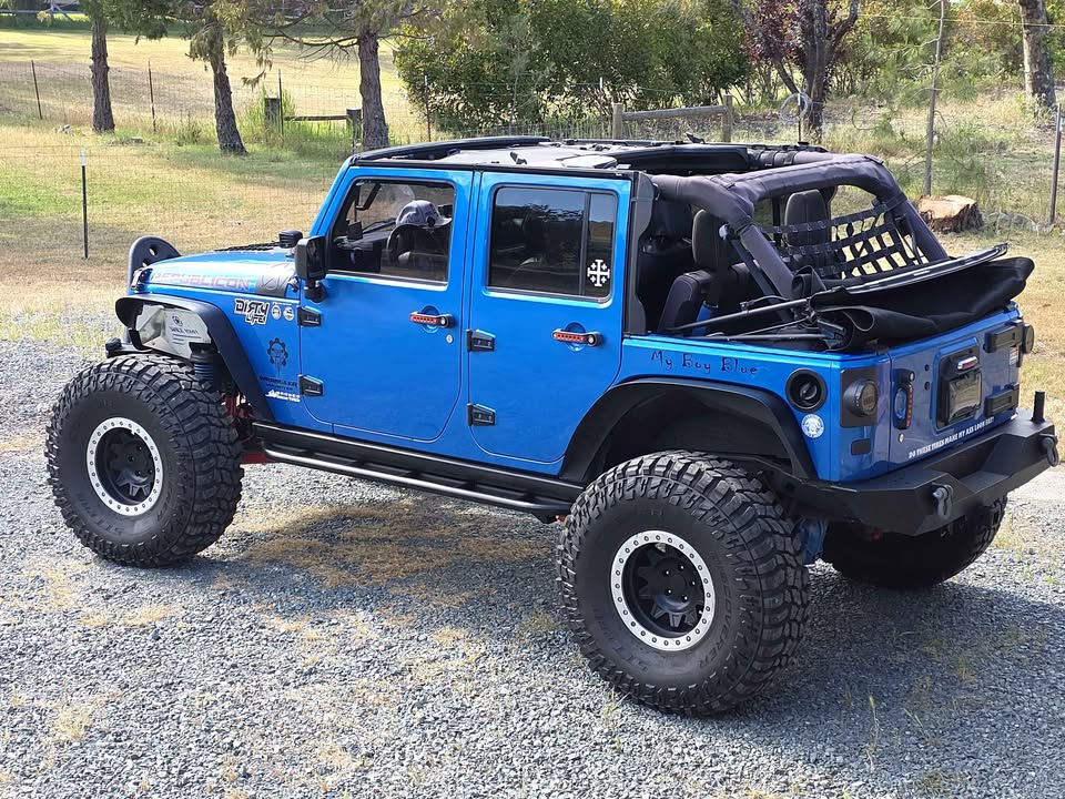 2015 Jeep Wrangler Unlimited · Rubicon (JK) Sport Utility 4D (photo 12) — photo 12