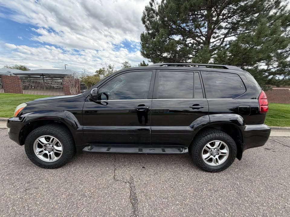 2003 Lexus GX · GX 470 Sport Utility 4D in Denver, CO (photo 2) — photo 2
