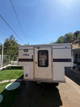 2000 four wheel camper Grandby in Canoga Park, CA (photo 3)