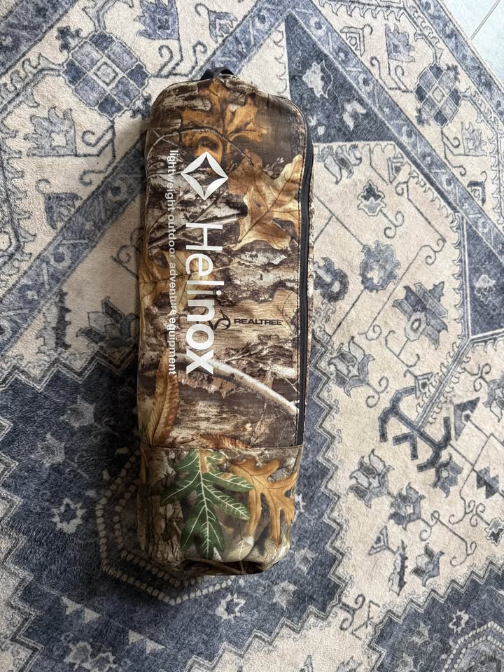 Helinox Savanna High-Back Camp Chair – Realtree Camo in Bellevue, WA (photo 2) — photo 2