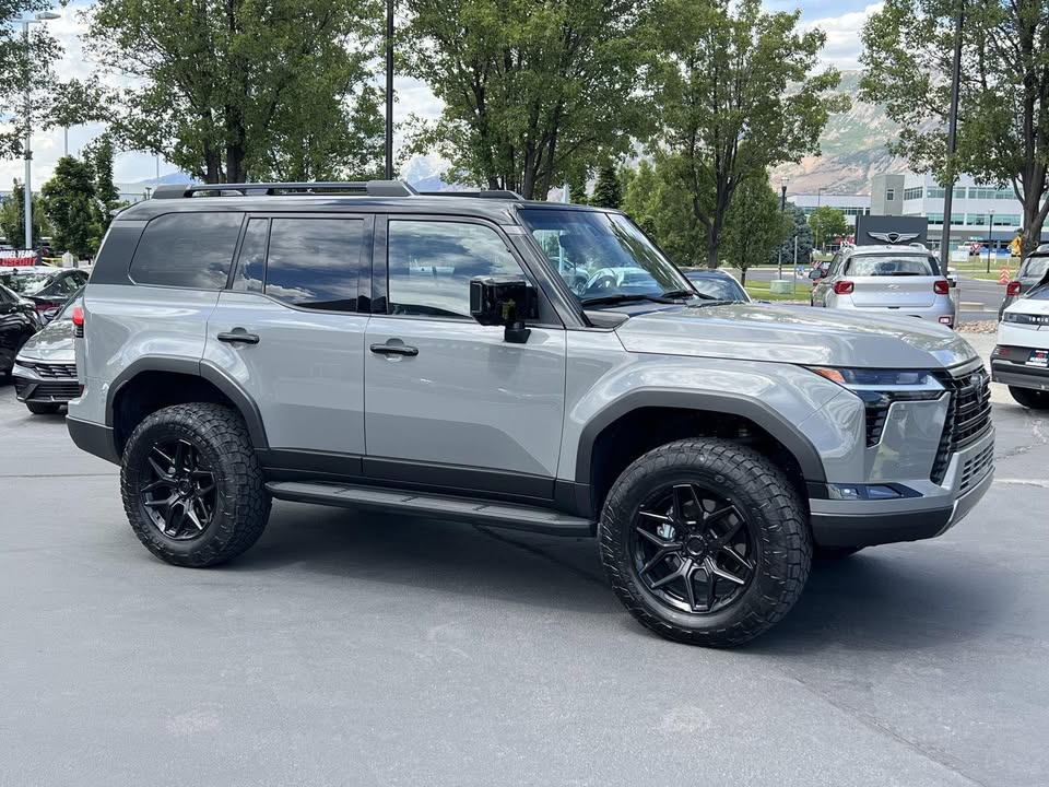 2024 Lexus GX GX 550 Overtrail+ 11390 Miles in Saratoga Springs, UT (photo 5) — photo 5
