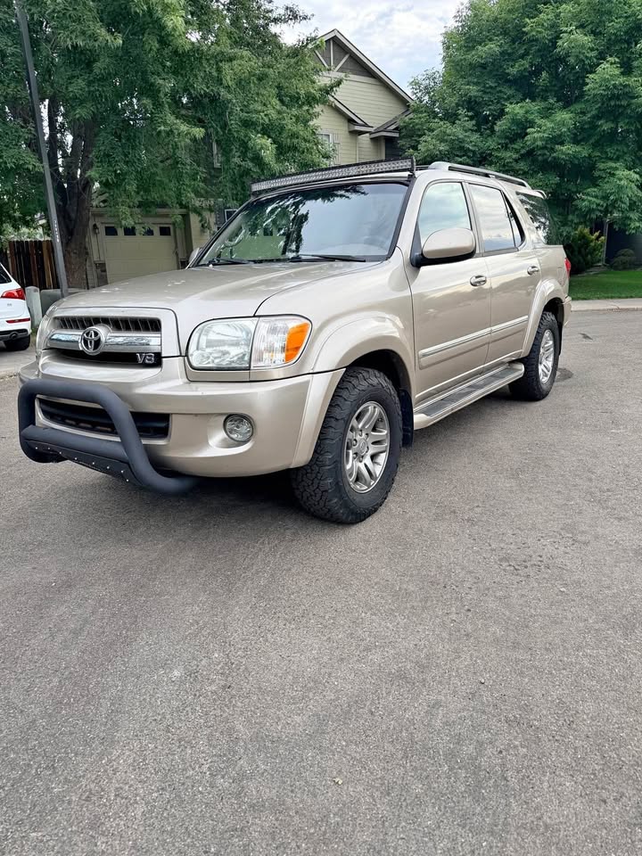 2006 Toyota Sequoia · Limited 4WD 4.7L i-FORCE V8 in Meridian, ID (photo 1)