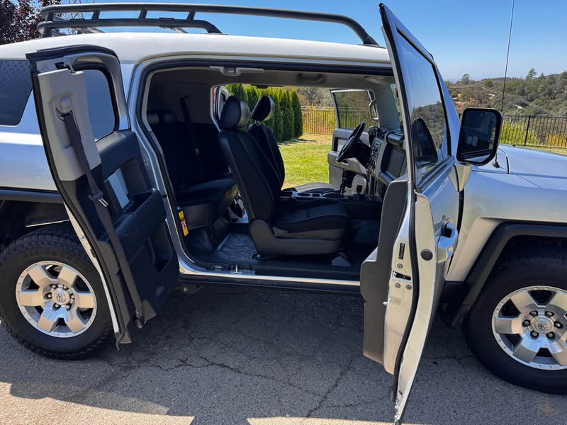 2007 Toyota FJ Cruiser 4WD in Auburn, CA (photo 4) — photo 4