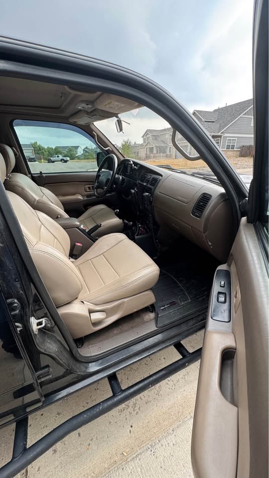 1999 Toyota 4Runner SR5 Sport Utility 4D in Castle Rock, CO (photo 9) — photo 9