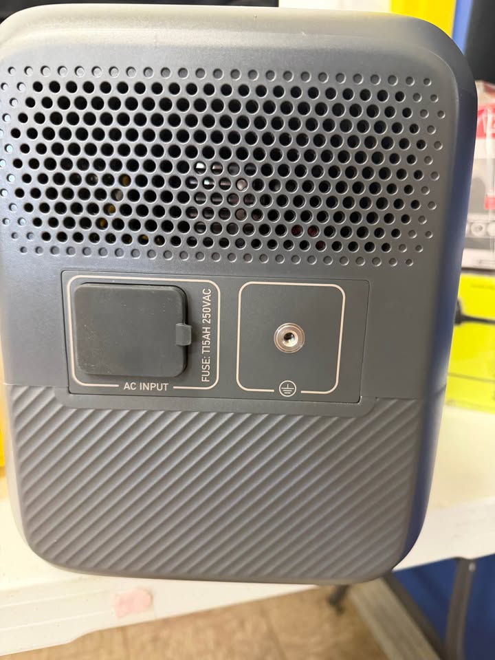 BLUETTI AC70 Portable Power Station in Orlando, FL (photo 2)