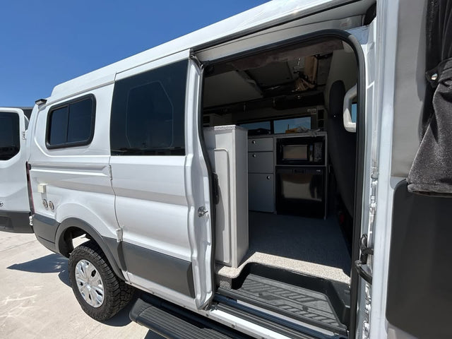 2018 Ford Transit Sportsmobile Pop Top Camper van EX-L — photo 2