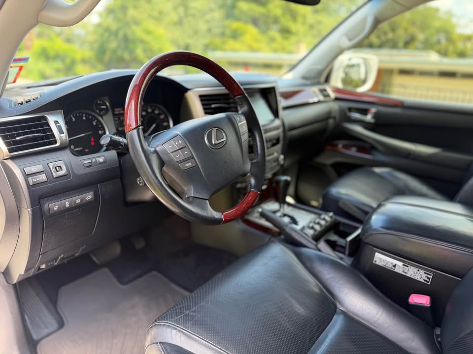 2013 Lexus LX · LX 570 Sport Utility 4D in Kearny, NJ (photo 12) — photo 12