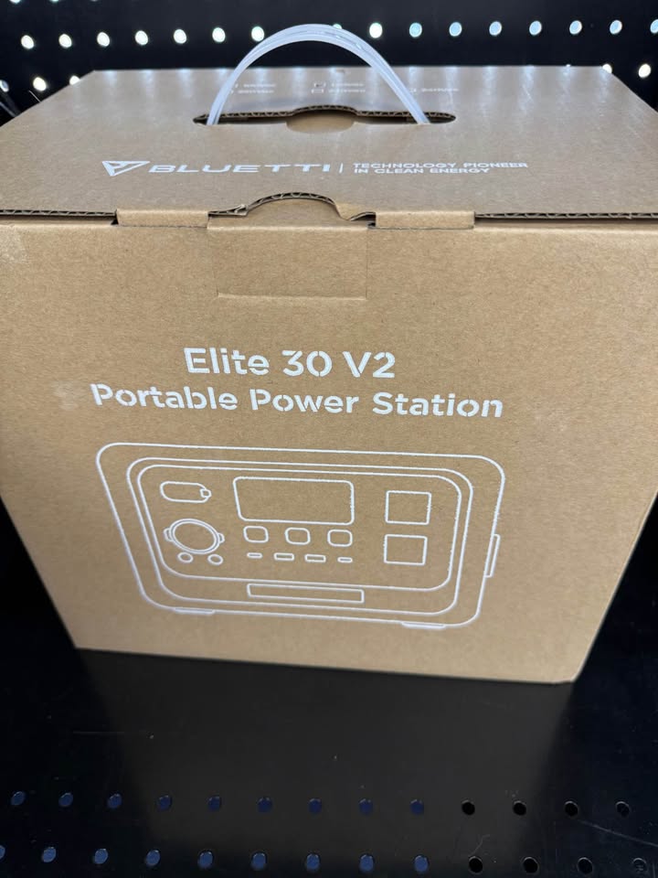 Bluetti Elite 30 600W/288WH Portable Power Station AC Output 120V/600W *Brand New*- Never Used in Roseville, CA (photo 5) — photo 5