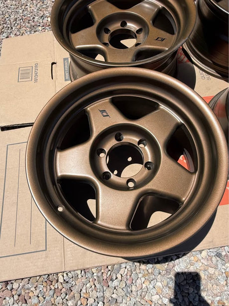 SCS F5 Wheels 17x8.5 + lugs in Rio Rancho, NM (photo 2)