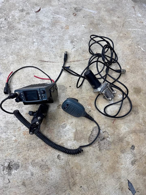 Rugged radio with uhf antenna