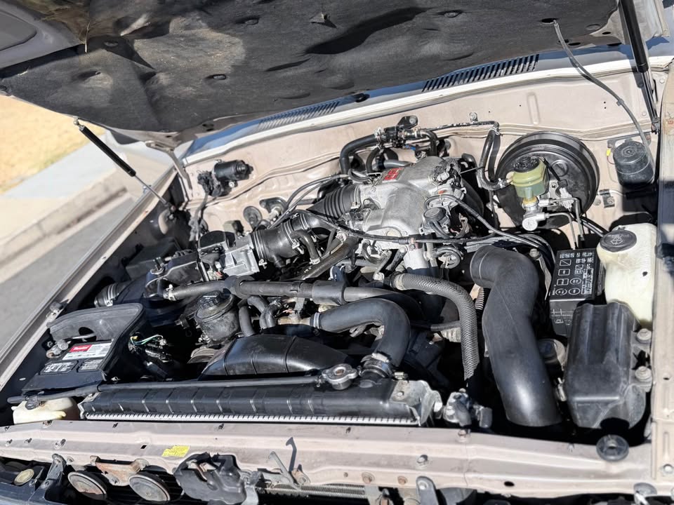 1991 Toyota Landcruiser in Moreno Valley, CA (photo 10) — photo 10
