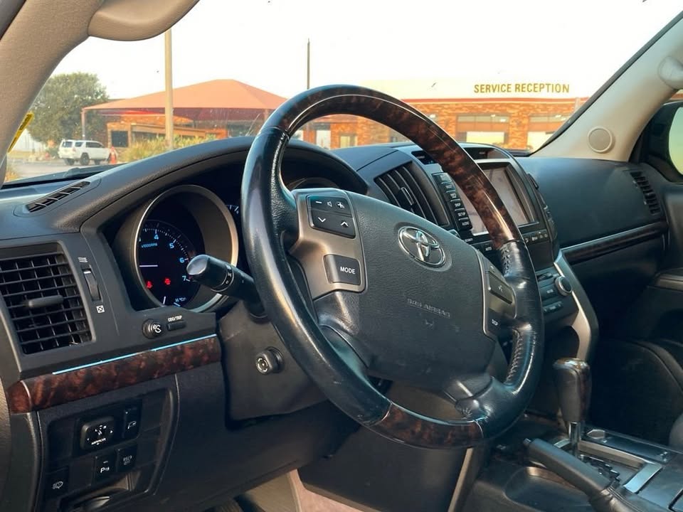 2010 Toyota Land Cruiser Base in San Antonio, TX (photo 8) — photo 8