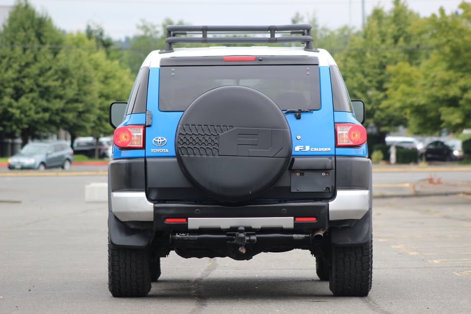 2007 Toyota FJ Cruiser in Kent, WA (photo 7) — photo 7