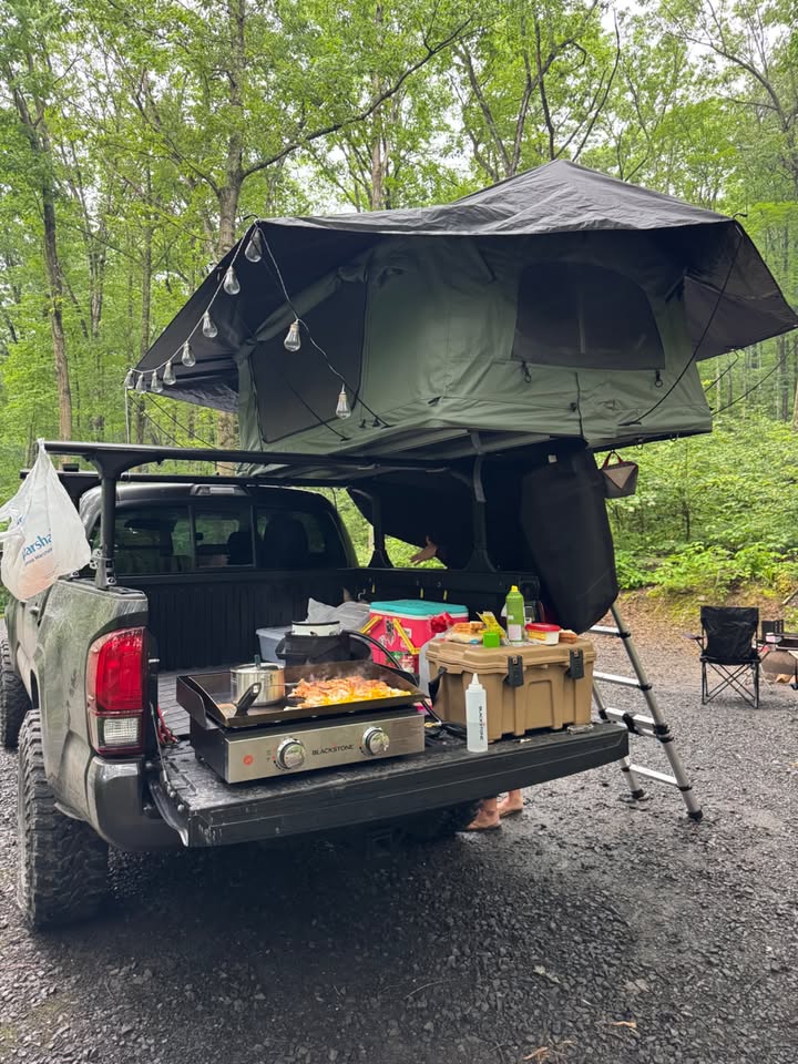thule Tepui foothill roof top tent in Harrisburg, PA (photo 4) — photo 4