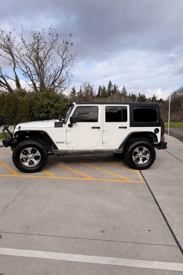 2017 Jeep Wrangler Unlimited · Sahara (JK) Sport Utility 4D in Seattle, WA (photo 3) — photo 3