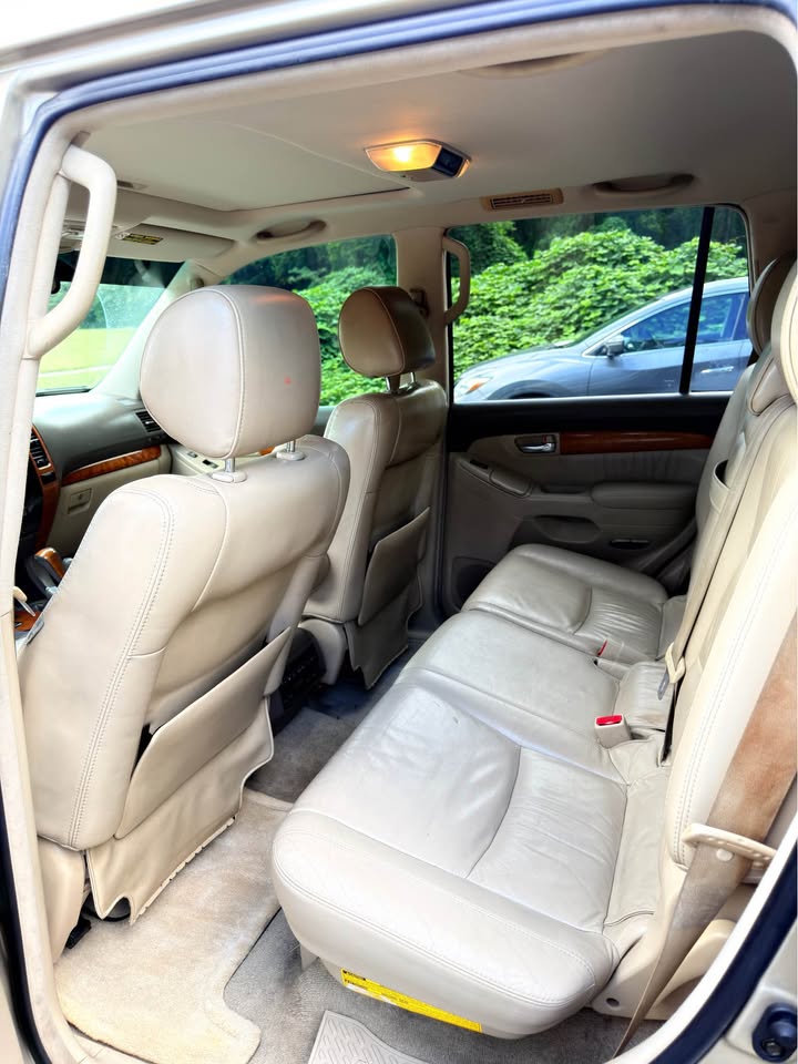2005 Lexus GX · GX 470 Sport Utility 4D in Marietta, GA (photo 6) — photo 6