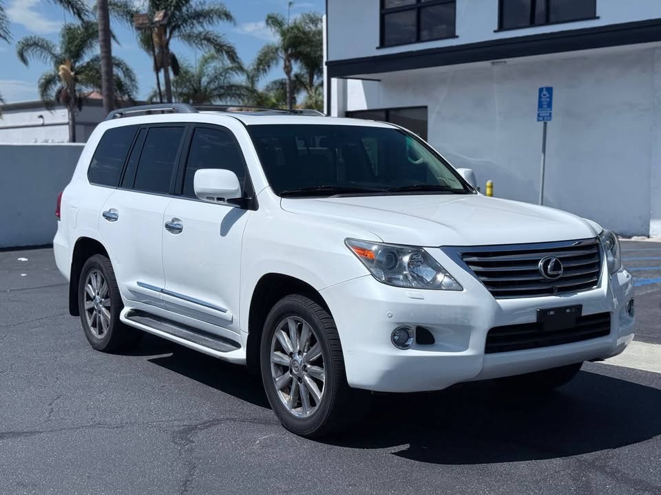 2011 Lexus lx570 clean (photo 8) — photo 8
