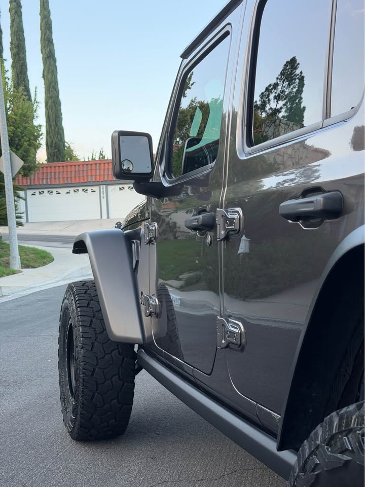 2020 Jeep Wrangler JLU Sahara Altitude in West Hills, CA (photo 7) — photo 7