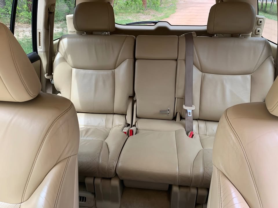 2011 Lexus LX 570 in Castle Rock, CO (photo 8) — photo 8