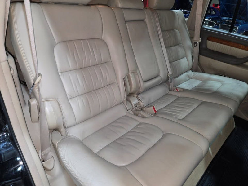 2004 Lexus LX 470 Leather - Clean Carfax in Addison, IL (photo 8) — photo 8