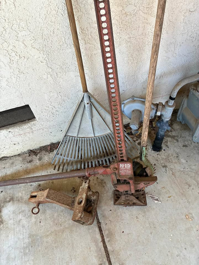 Hi lift jack in Fairfield, CA (photo 1)