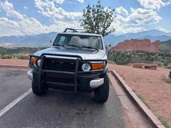 2007 Toyota FJ Cruiser · Sport Utility 2D (photo 1)