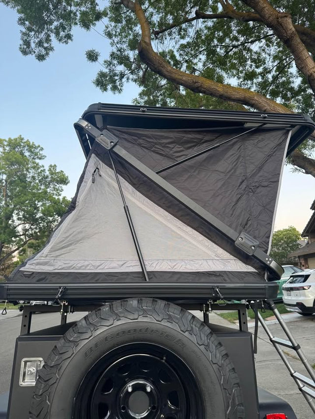 Free Spirit Recreation (FSR) Evolution 55” Rooftop Tent RTT — photo 2