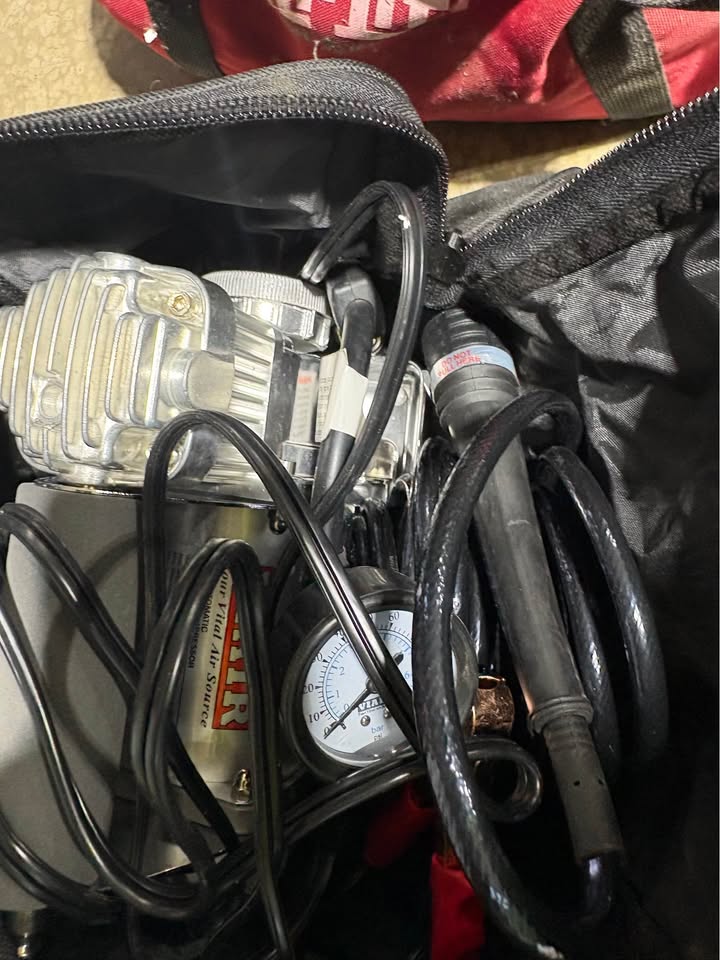 Hi-Lift Jack and Off-Road Recovery Gear Bundle in Millersport, OH (photo 4) — photo 4