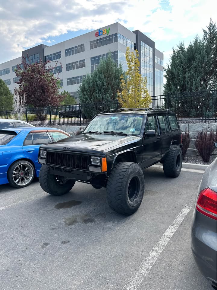 1996 Jeep Cherokee · Country Sport Utility 4D in Draper, UT (photo 2)