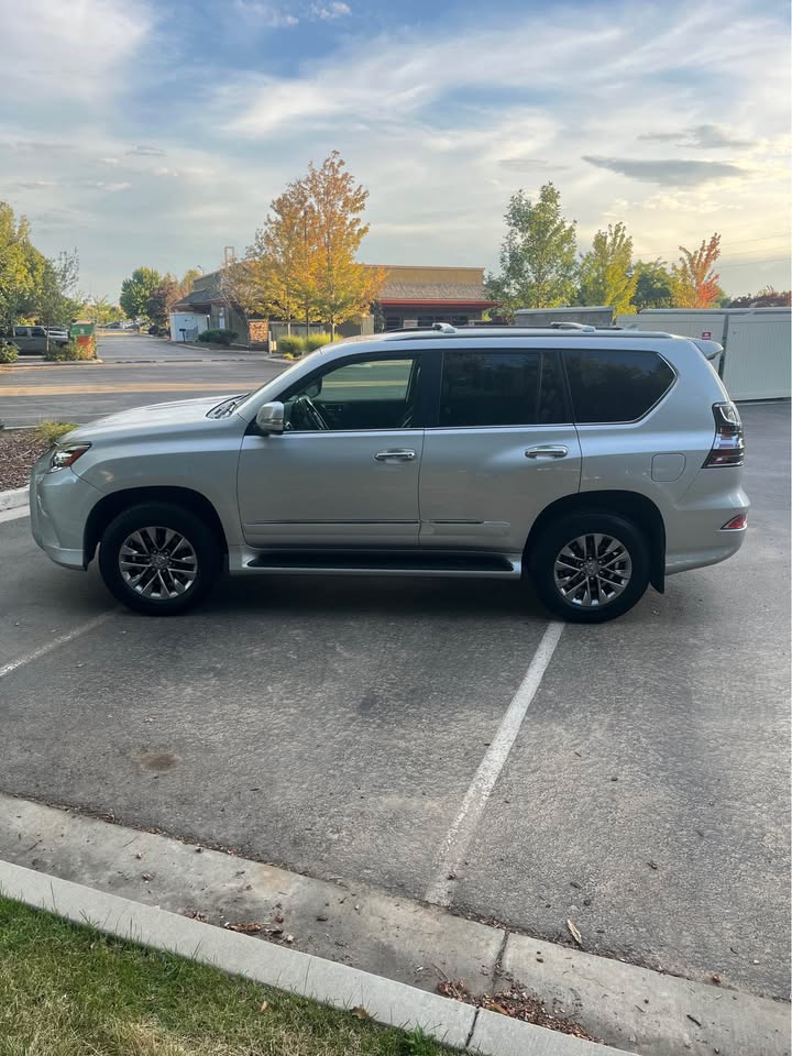 2014 Lexus GX · GX 460 Luxury Sport Utility 4D in Boise, ID (photo 4) — photo 4