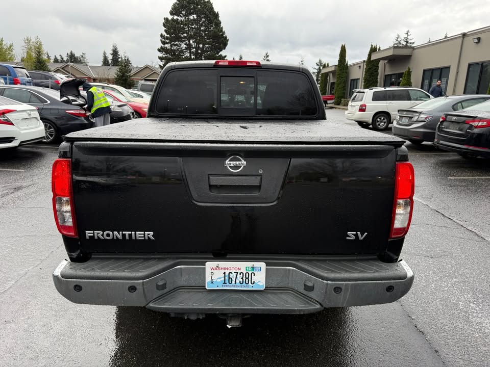 2015 Nissan FRONTIER SV in Federal Way, WA (photo 6) — photo 6