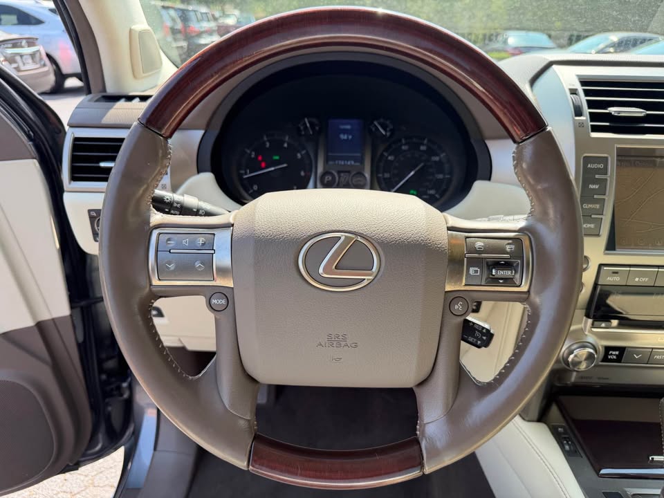 2018 Lexus GX · GX 460 Sport Utility 4D (photo 12) — photo 12