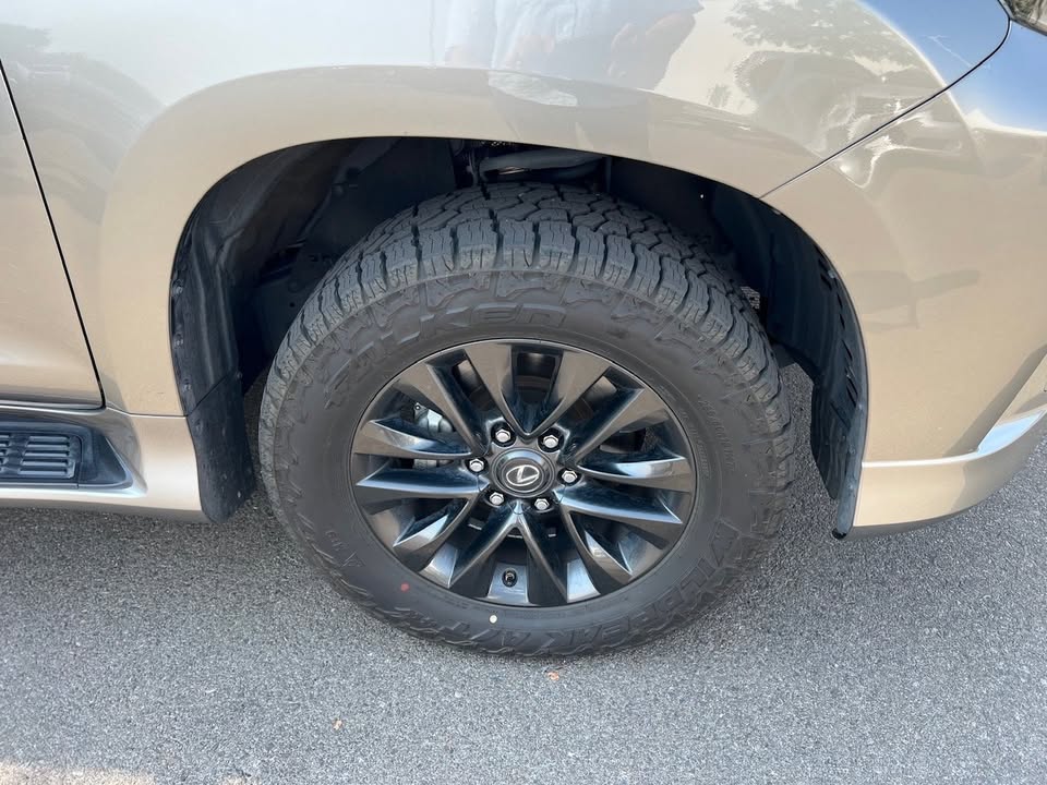 2023 Lexus GX 460 · Premium in Boise, ID (photo 11) — photo 11