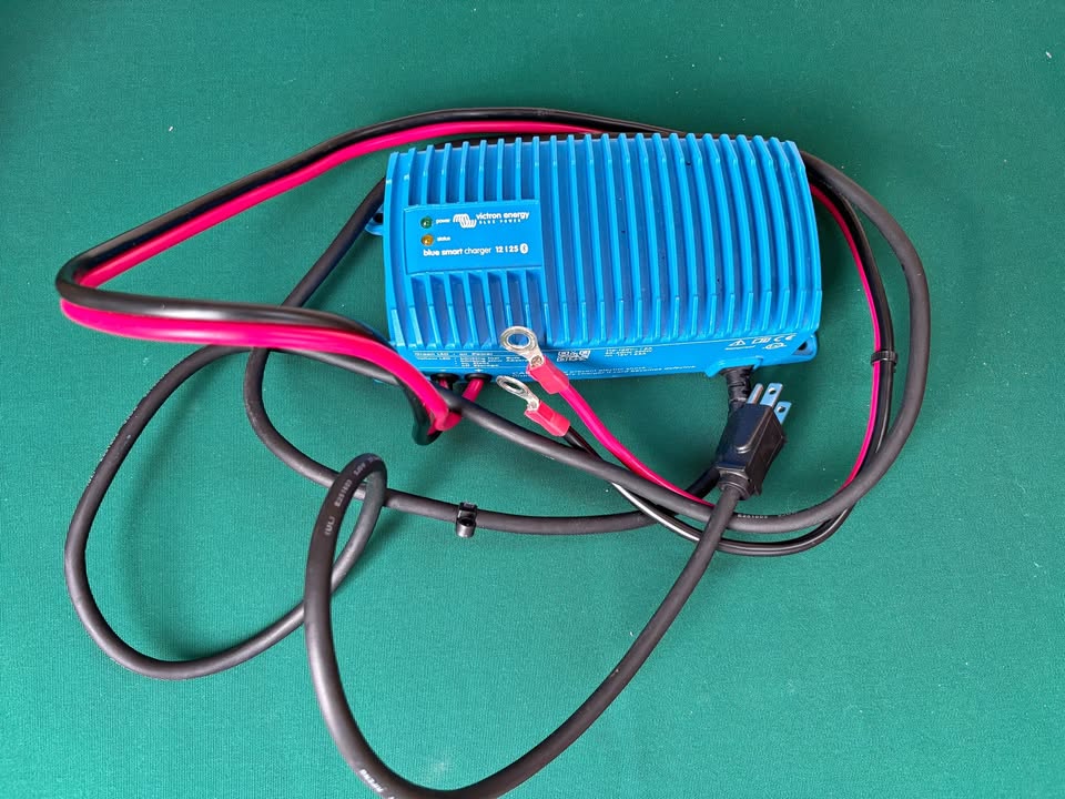 Victron Blue Smart Charger 12/25 in Everett, WA (photo 1) — photo 1