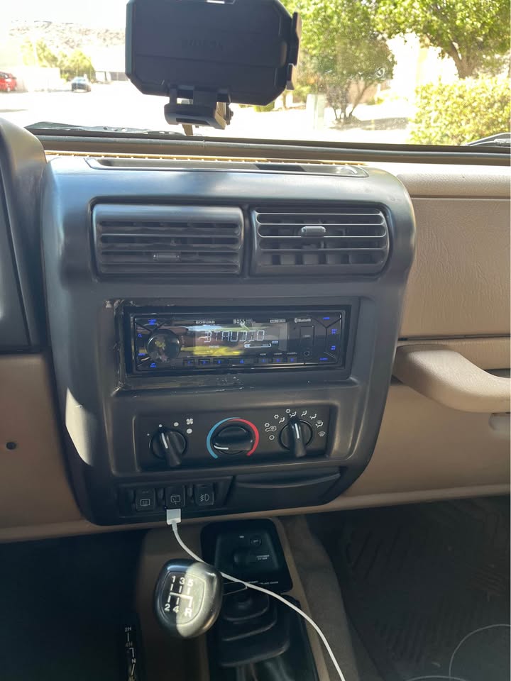 2000 Jeep wrangler in Albuquerque, NM (photo 4) — photo 4